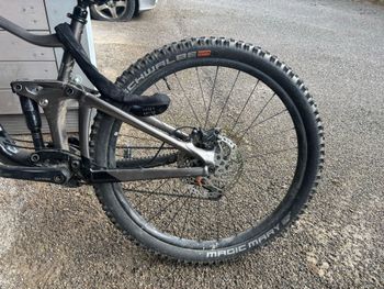 Giant Reign 2 2024 2024 Mountainbike d'occasion — image 3 sur 9
