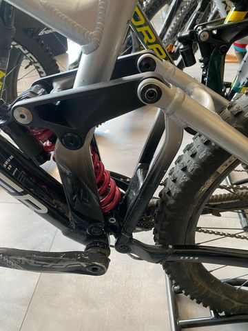 Brugt Mondraker SUMMUM RR Mullet 2025 2025 Mountainbike — billede 10 af 13