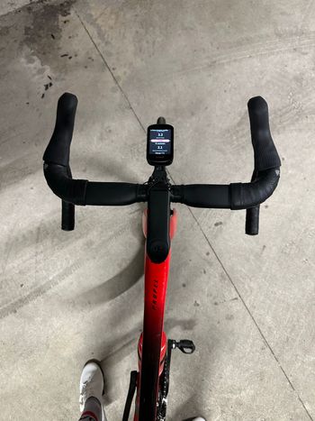 Giant Propel Advanced 2 2024 2024 Road & Gravel usato, Rosso — immagine 2 di 4