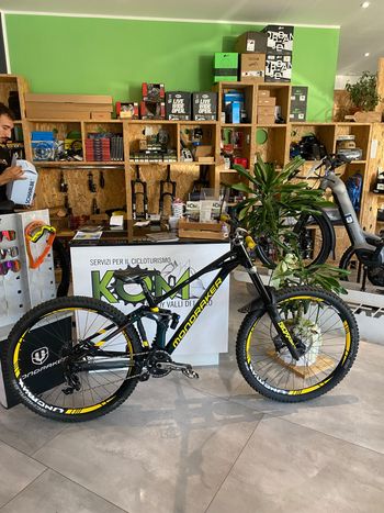 Mondraker SUMMUM R 2022 2022 MTB de segunda mano