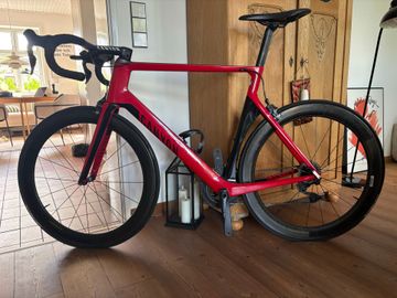 Used Canyon Aeroad CF SLX Disc 8.0 Di2 2019 2019 Road & Gravel