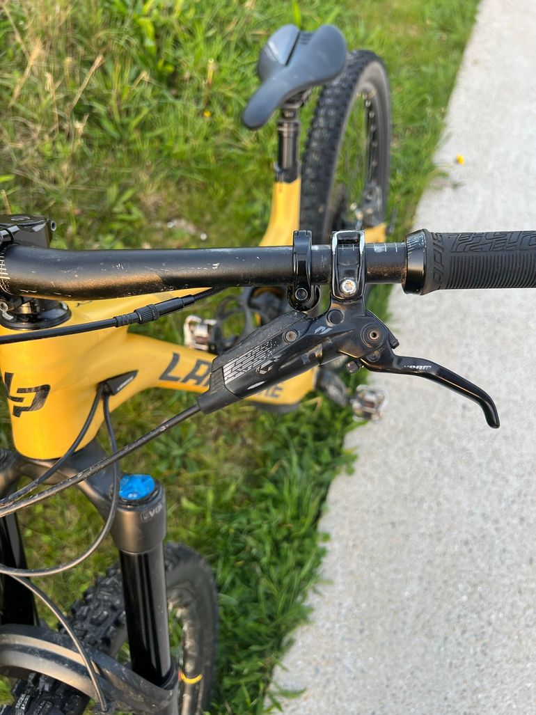 Lapierre Spicy CF 6.9 2023 2023 Mountainbike usato, Arancione — immagine 5 di 6
