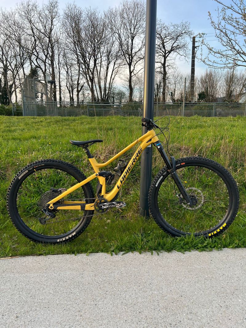 Used Lapierre Spicy CF 6.9 2023 2023 MTB