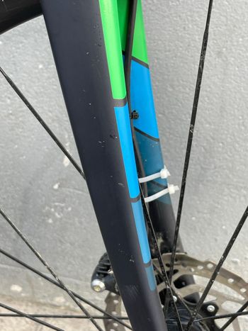 Trek Domane SL 5 Disc 2019 2019 Road & Gravel usato, Blu — immagine 3 di 4