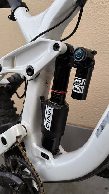 Used Trek Session 9 X01 2024 2024 Mountainbike, White, 29 — image 8 of 12