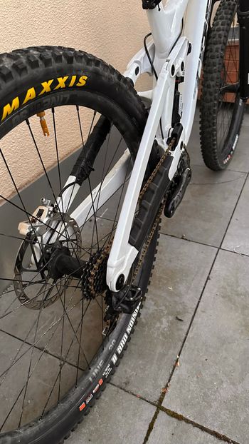 Used Trek Session 9 X01 2024 2024 Mountainbike, White, 29 — image 11 of 12