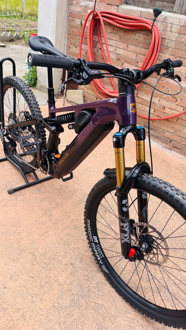 Used Focus SAM² 6.9 2025 2025 Mountainbike, Purple, 29, 27.5 — image 2 of 5