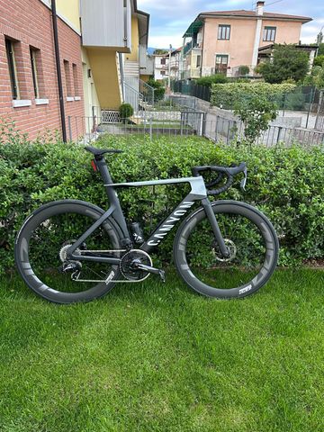 Brugt Canyon Aeroad CF SL 7 Disc 2022 Frameset 2022 Road & Gravel
