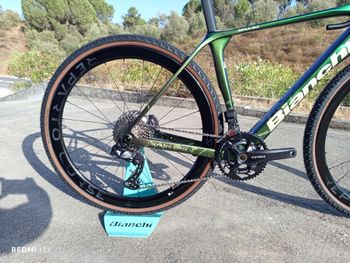 Used Bianchi Impulso RC 2026 2026 Road & Gravel, Green — image 3 of 12