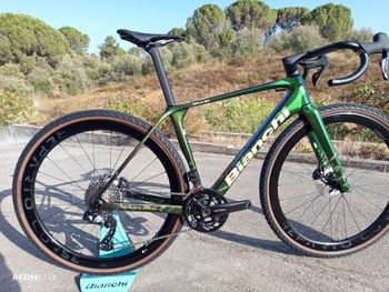 Used Bianchi Impulso RC 2026 2026 Road & Gravel, Green — image 2 of 12