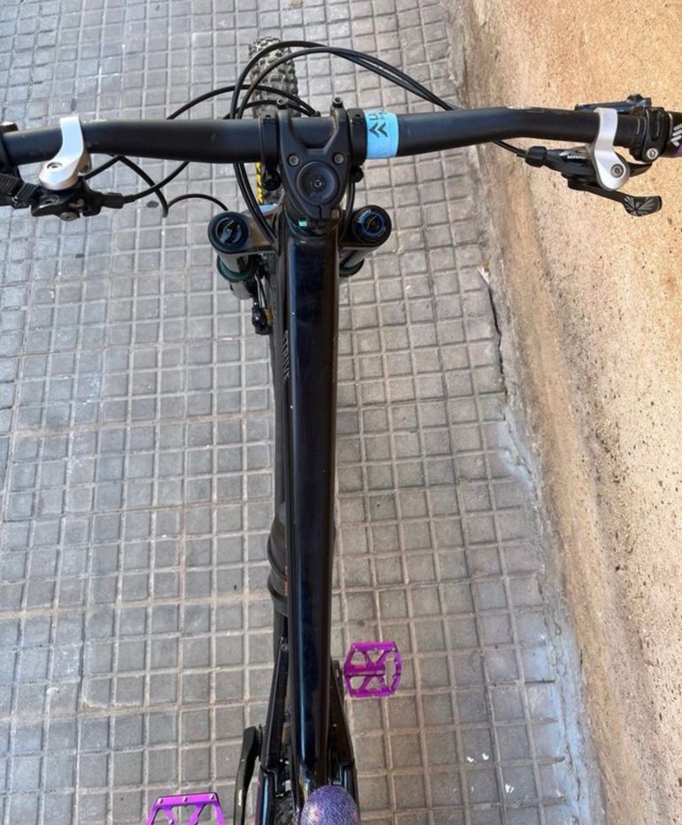 Used Canyon Strive CF 9.0 2020 2020 Mountainbike, Black — image 6 of 6