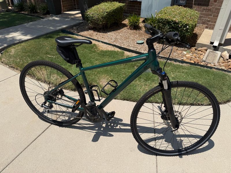 Used Cannondale Quick Shimano Acera 2022 Road & Gravel