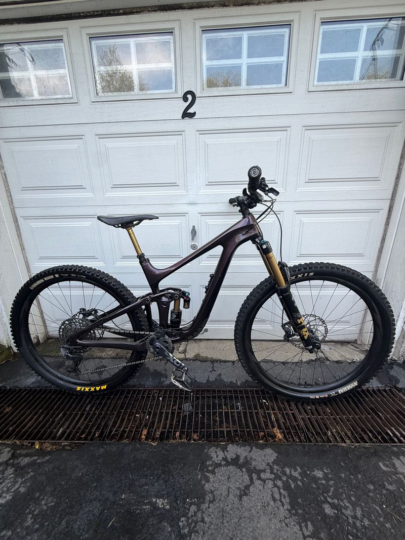 Used Giant Reign Advanced, Pro 29 1 2021 2021 MTB