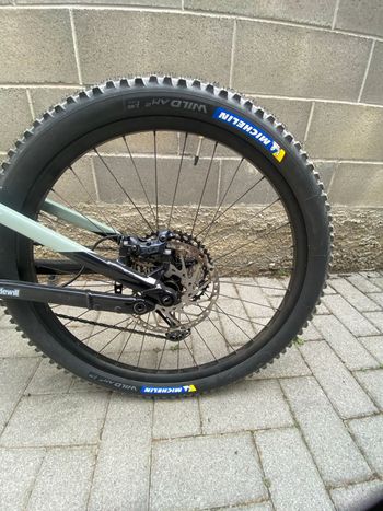 R RAYMON Trailray 180 Pro 2025 2025 Mountainbike usato, Verde — immagine 9 di 13