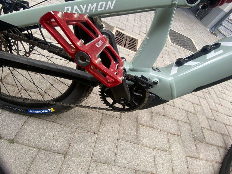 R RAYMON Trailray 180 Pro 2025 2025 Mountainbike usato, Verde — immagine 12 di 13