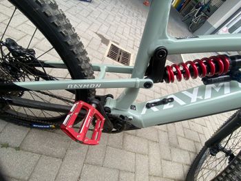 R RAYMON Trailray 180 Pro 2025 2025 Mountainbike usato, Verde — immagine 11 di 13