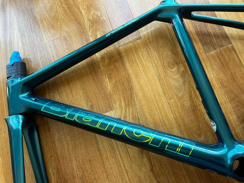 Used Bianchi Specialissima - Ultegra 2022 Frameset 2022 Road & Gravel