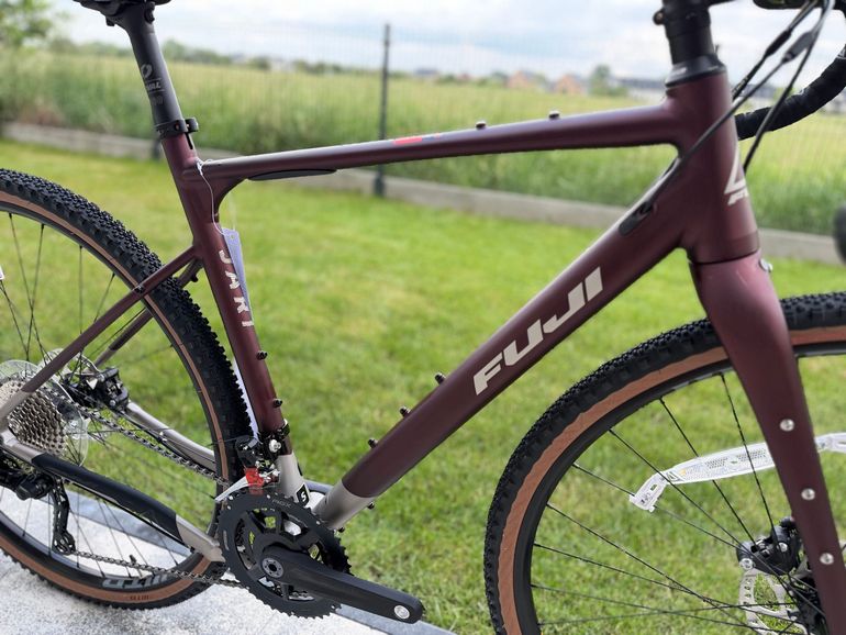 Fuji Jari 1.3 2025 2025 Road & Gravel usato, Rosso — immagine 21 di 21