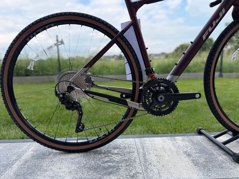 Fuji Jari 1.3 2025 2025 Road & Gravel usato, Rosso — immagine 15 di 21