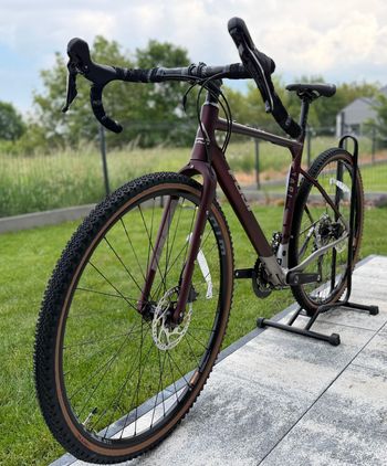Fuji Jari 1.3 2025 2025 Road & Gravel usato, Rosso — immagine 21 di 39