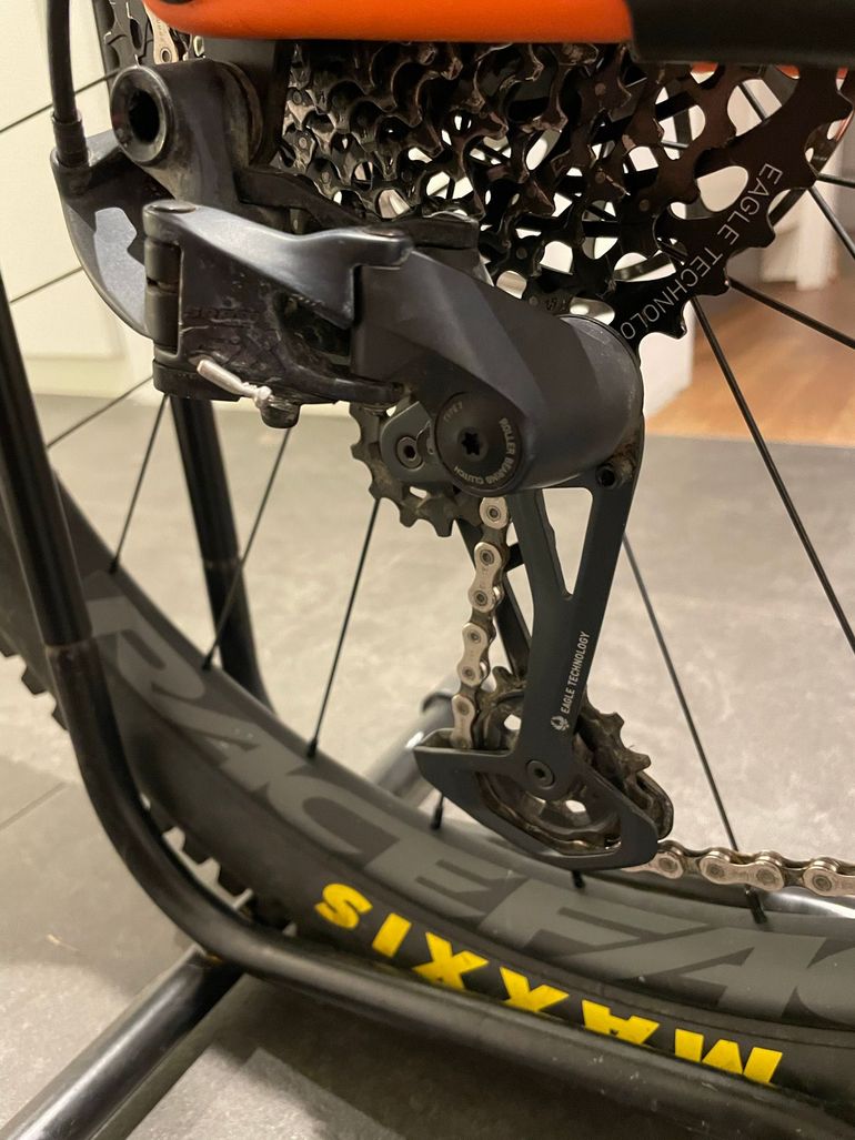 Brugt Santa Cruz Bronson S / Carbon C 2025 2025 Mountainbike — billede 11 af 23
