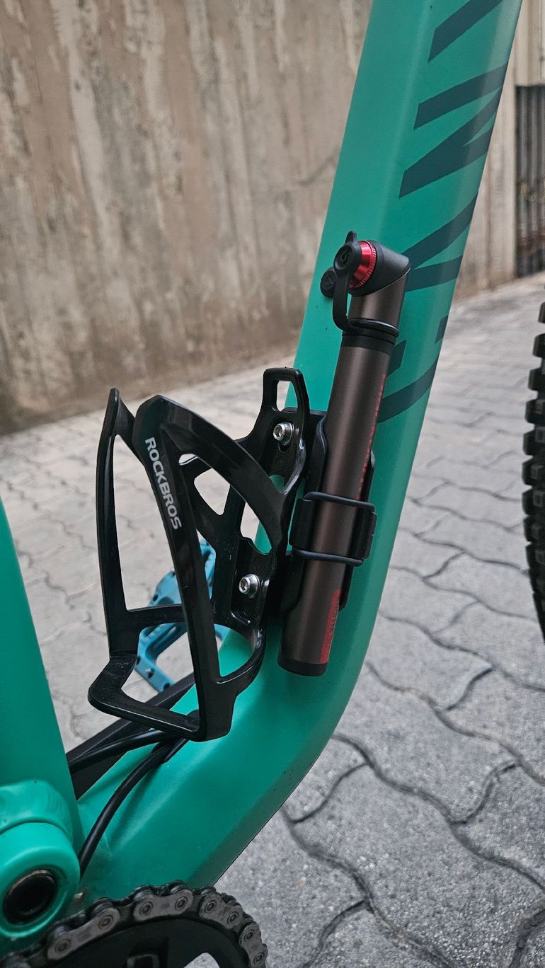 Canyon Neuron 7 2023 2023 Mountainbike d'occasion — image 16 sur 21