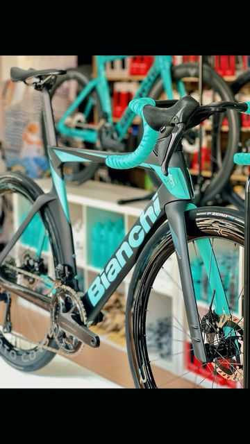 Bianchi Oltre PRO Ultegra Di2 2023 2023 Road & Gravel d'occasion