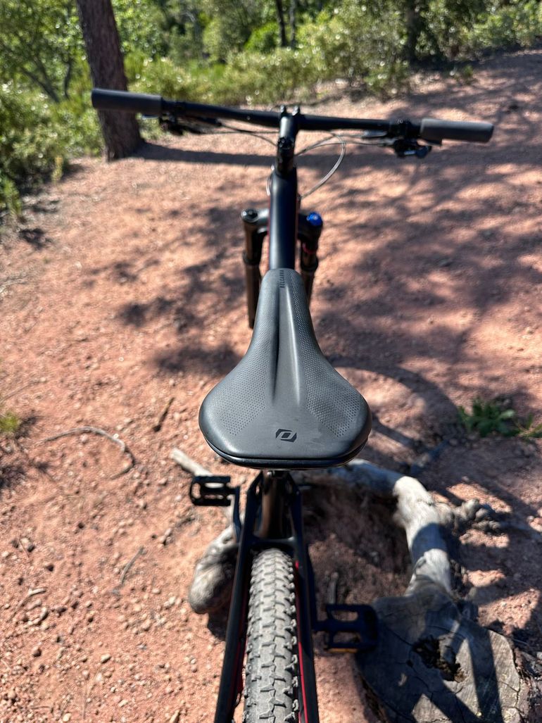 Brugt Specialized Men's Epic Comp Carbon 2018 2018 Mountainbike — billede 4 af 12