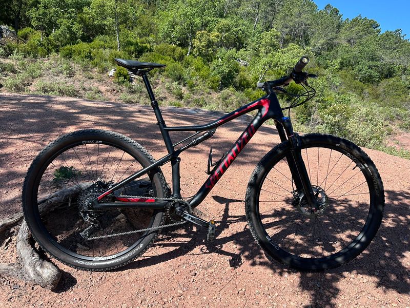 Specialized Men's Epic Comp Carbon 2018 2018 MTB d'occasion