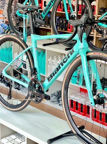 Used Bianchi Specialissima COMP 105 Di2 2024 2024 Road & Gravel