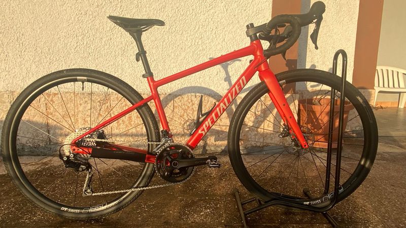Specialized Diverge Elite E5 2023 2023 Road & Gravel d'occasion