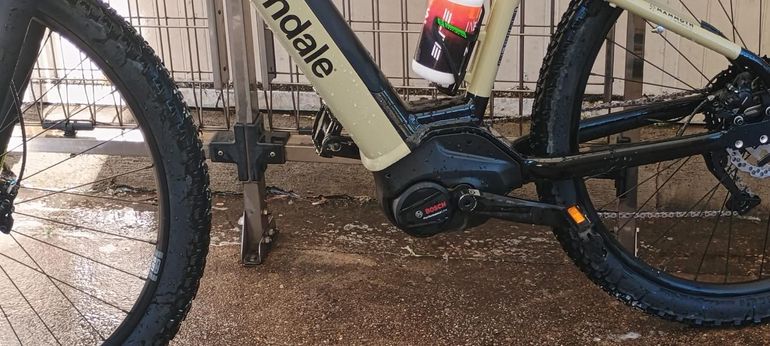 Cannondale Trail Neo 4 2025 2025 Mountainbike usato, Verde — immagine 2 di 3