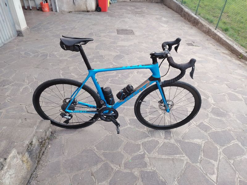 Used Giant TCR Advanced 2 2025 2025 Road & Gravel