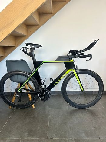 Käytetty Canyon Speedmax CF 8.0 SL 2019 2019 Road & Gravel — kuva 2 / 11
