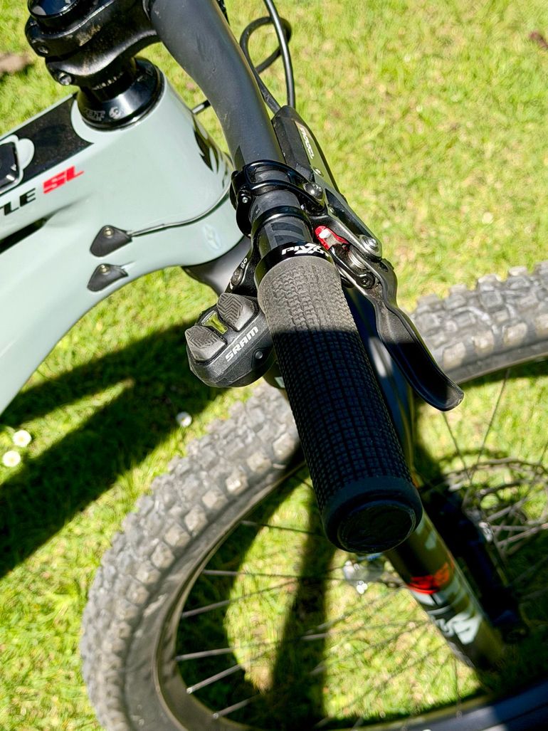Brugt Pivot Shuttle SL Pro X0 Eagle Transmission 2025 2025 Mountainbike — billede 3 af 9
