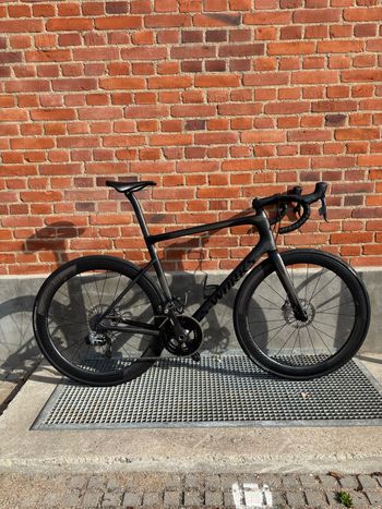 Używany Specialized Tarmac SRAM Red eTap 2020 Road & Gravel