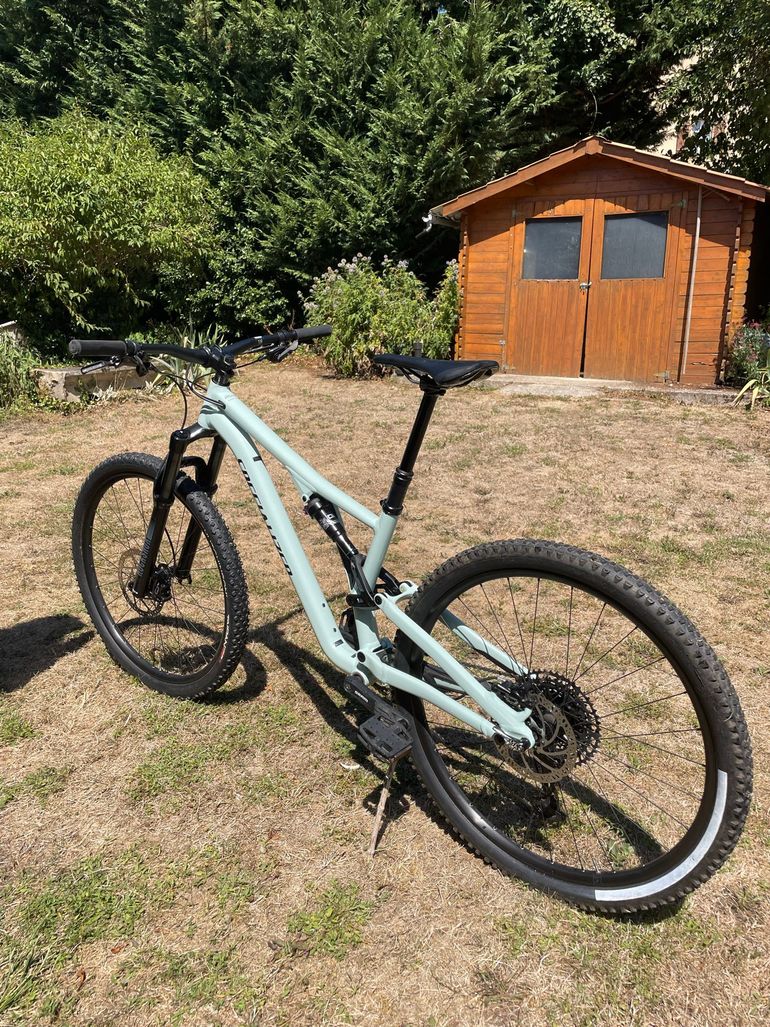 Brugt Specialized Stumpjumper Alloy 2022 2022 Mountainbike — billede 2 af 3