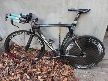 Tweedehands Bianchi D2 Crono Carbon 2008 Road & Gravel — afbeelding 2 van 15