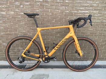Gebrauchtes Canyon Grizl CF SL 6 2022 2022 Road & Gravel