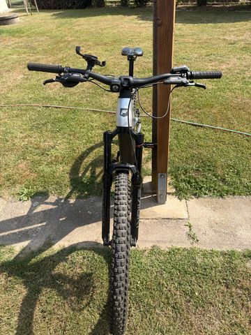 Used Focus JAM² 6.8 2024 2024 Mountainbike, Light Gray, 29 — image 8 of 20