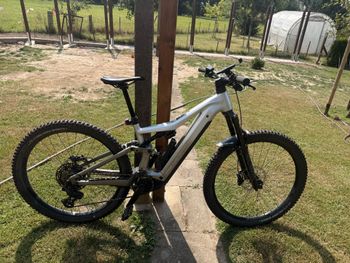 Używany Focus JAM² 6.8 2024 2024 Mountainbike — zdjęcie 2 z 20