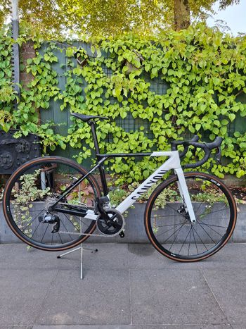 Used Canyon Ultimate CF SL 7 AXS 2023 2023 Road & Gravel