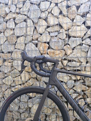 Canyon Endurace CF 7 eTap 2022 2022 Road & Gravel usato, Nero — immagine 7 di 10