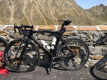 Used Pinarello F8 2016 Road & Gravel, Black — image 2 of 5