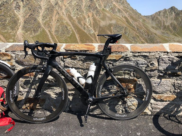 Used Pinarello F8 2016 Road & Gravel, Black — image 2 of 5