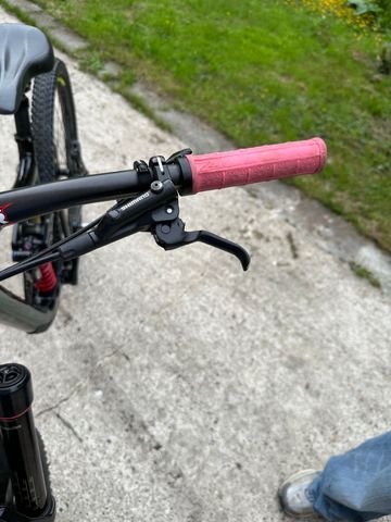 Gebrauchtes Giant Reign 29 SX 2022 2022 Mountainbike, Grün, 29 — Bild 3 von 7