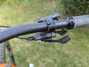 Ibis Cycles Custom Shimano Deore XT 2022 Mountainbike usato, Grigio chiaro — immagine 8 di 12