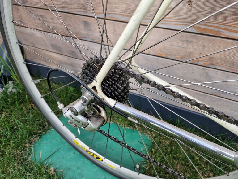 Used Pinarello Vuelta 1995 Road & Gravel, White — image 5 of 8