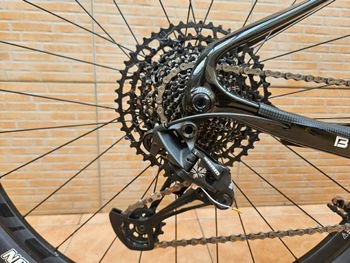 Berria BRAVO 5 2023 2023 Mountainbike usato, Nero — immagine 3 di 9