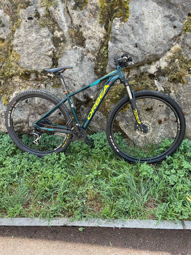 Used Orbea MX 50 27.5 2022 2022 Mountainbike, Blue, 27.5 — image 6 of 11
